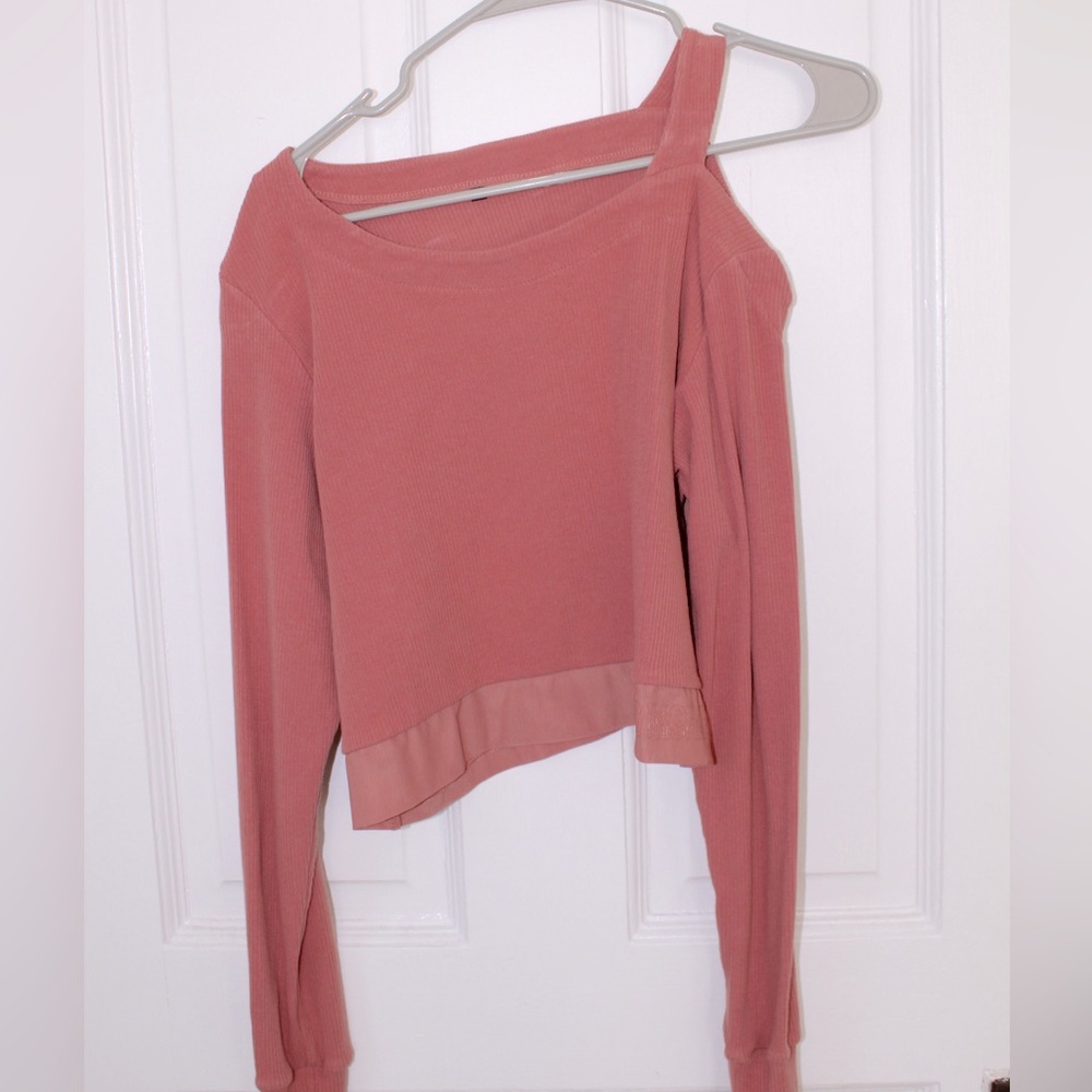 Gymshark Pink Cropped Long Sleeve Size Medium